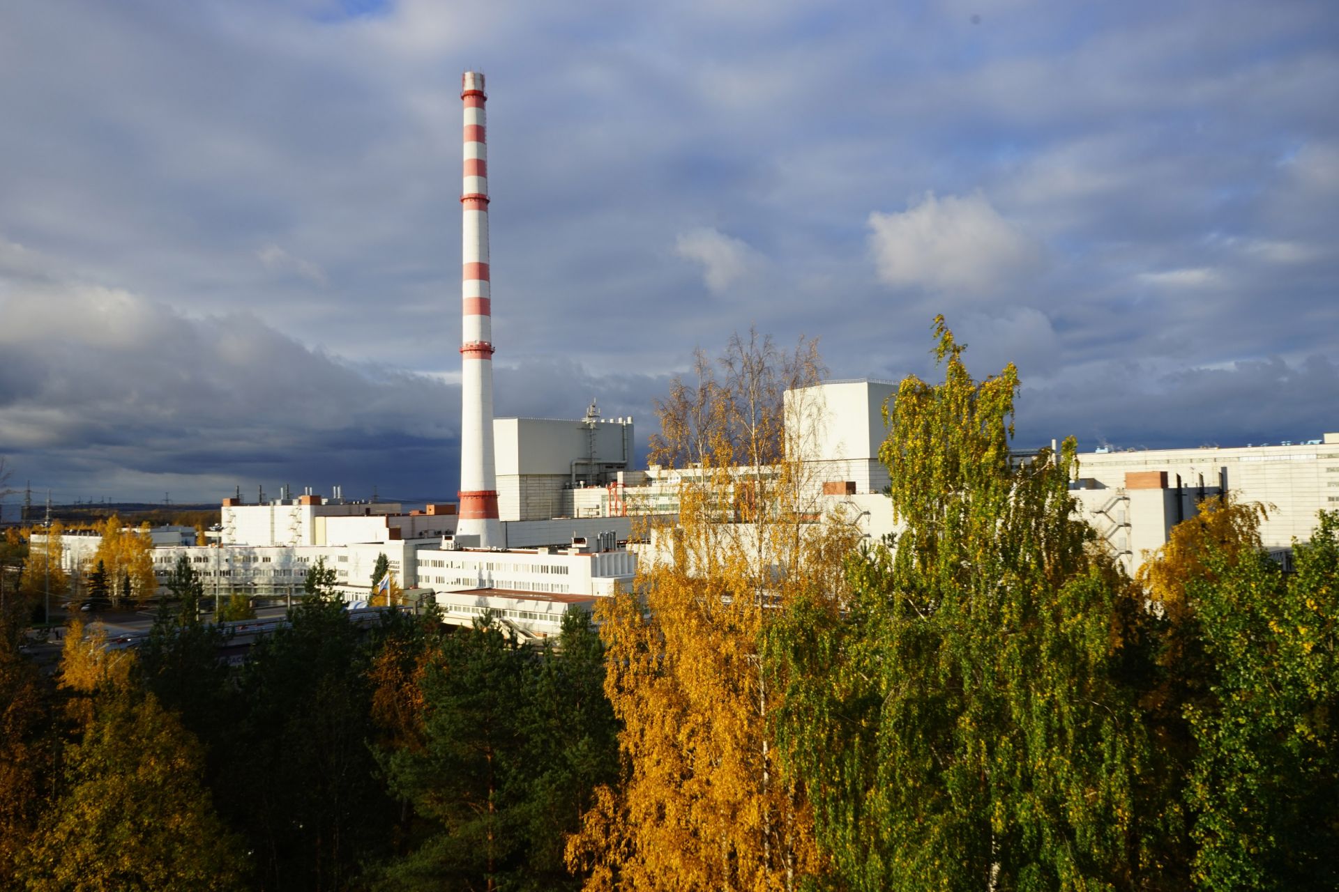 VVER planned for Leningrad and -- ANS / Nuclear Newswire